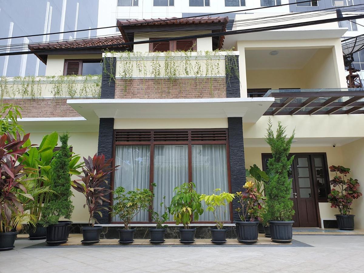 Malioboro Place Джокьякарта Экстерьер фото